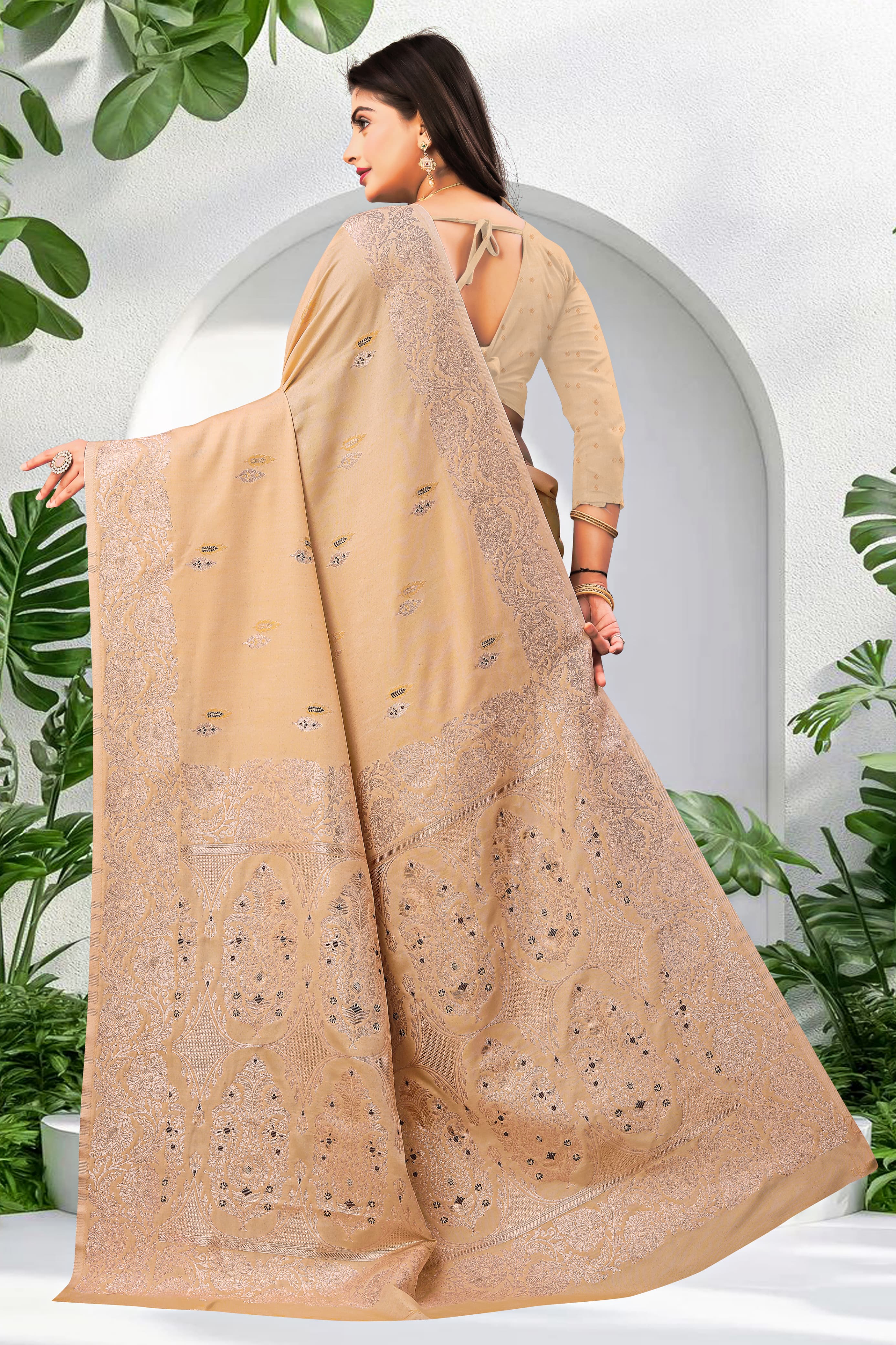 "Mustered Gold Jacquard Cotton Saree with Elegant Zari Work"
